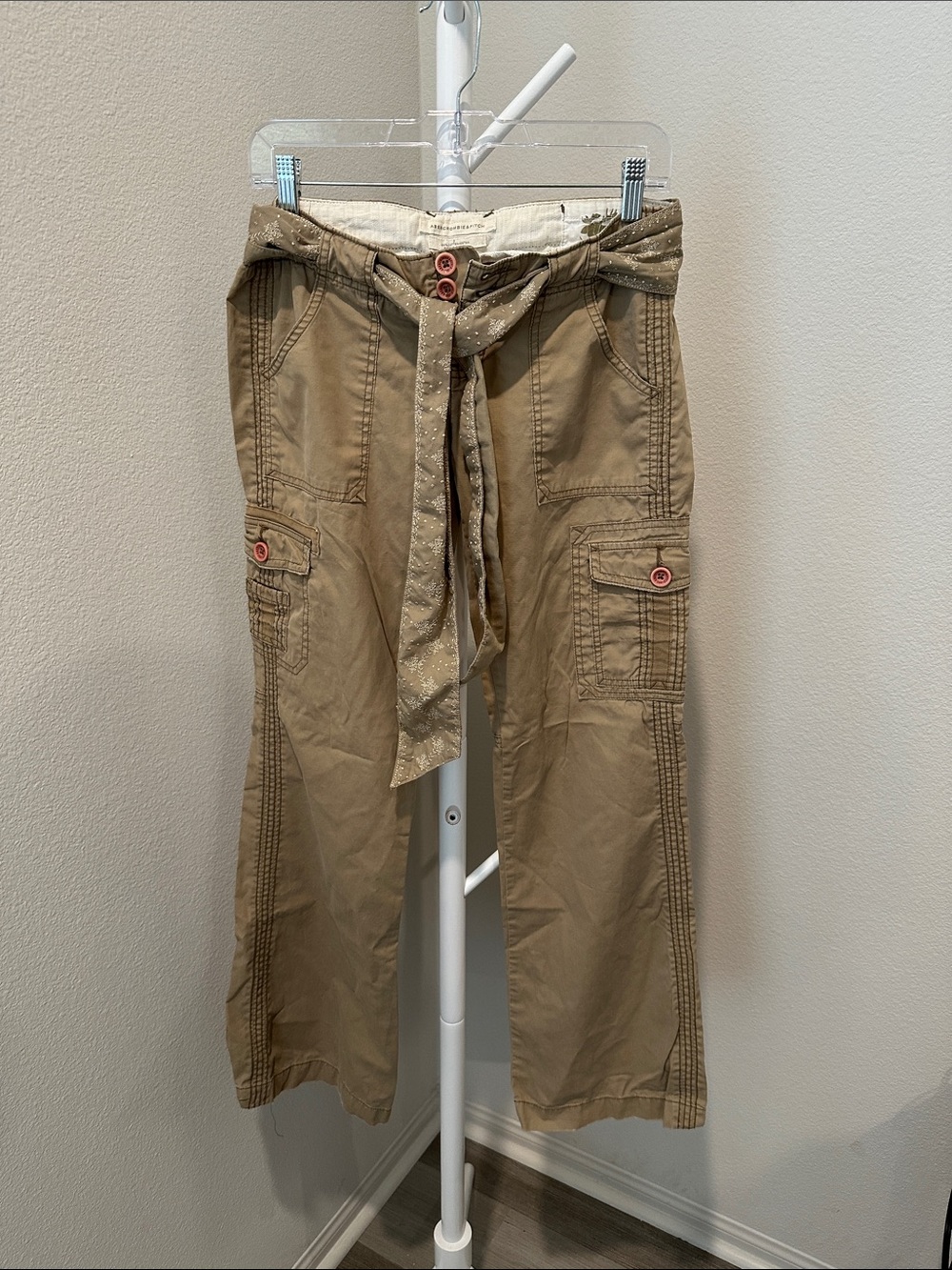 Y2K Abercrombie & Fitch Tan Cargo Pants with Belt